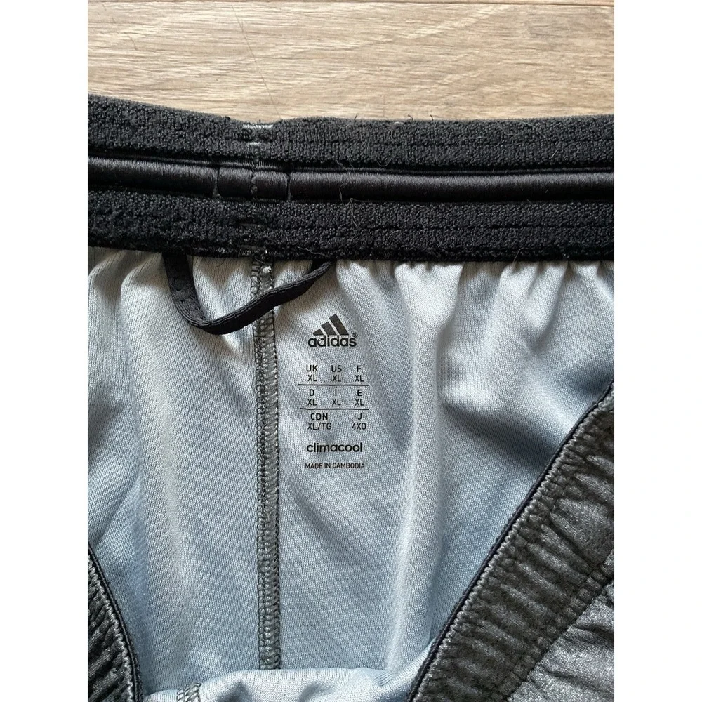 Adidas Climacool Mens Athletic Shorts Gray Black Size XL